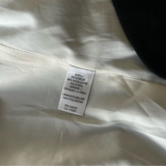 Banana Republic | Women's Black Wool Blazer - Picture 7 of 9